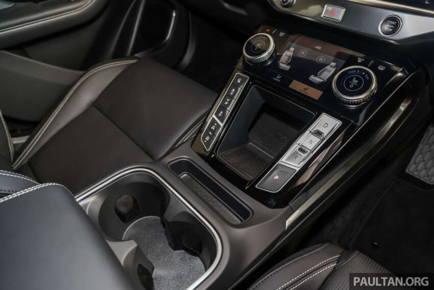 2023 Jaguar I-Pace EV – with RM12k Stealth Pack 1709343