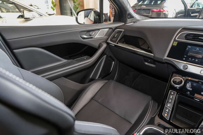 2023 Jaguar I-Pace EV – with RM12k Stealth Pack 1709362