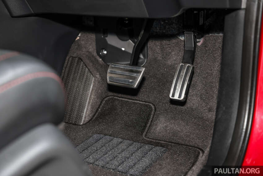 Honda CR-V 2024 dilancar di Malaysia — tiga varian 1.5L turbo dan satu varian 2.0L hibrid, bermula RM160k 1706688