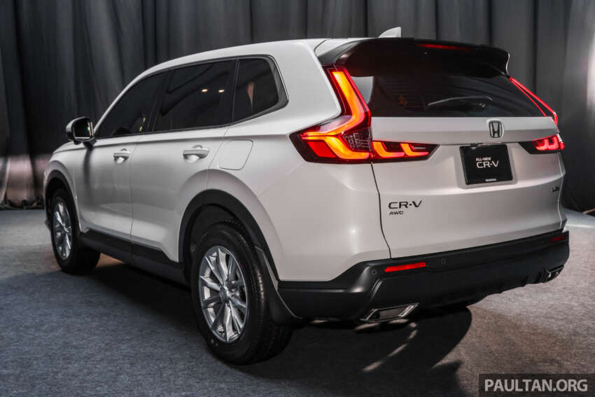 Honda CR-V 2024 dilancar di Malaysia — tiga varian 1.5L turbo dan satu varian 2.0L hibrid, bermula RM160k 1706767