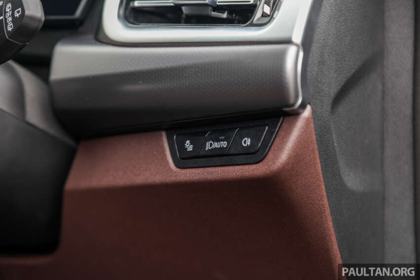 2024 BMW iX1 xDrive30 Malaysian review – fr RM276k; 440 km range; how good is the first-ever X1 EV? 1720628