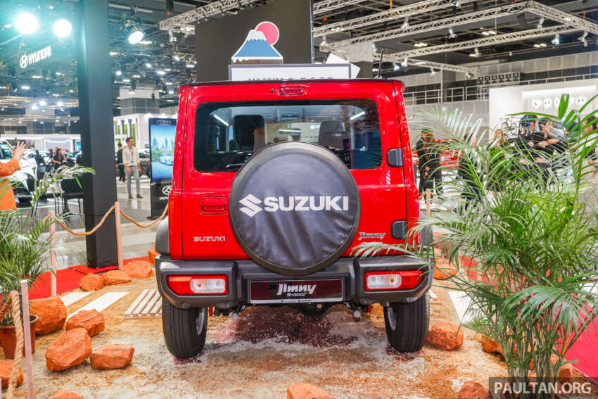 Suzuki Jimny 5-Door previewed in Singapore – 340 mm longer wheelbase than 3-door version; same 1.5L NA 1716293