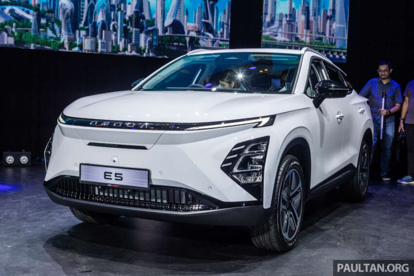 Chery Omoda E5 EV launched in Malaysia – 430 km range, 7.6s, 8yr batt warranty, CKD Q2 2024, RM147k 1737551