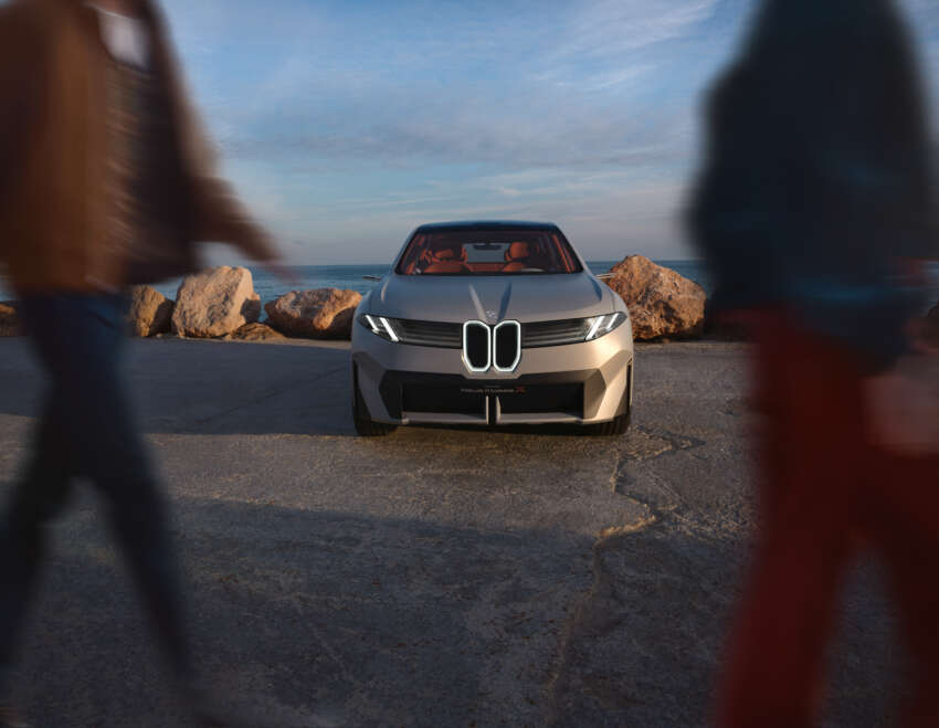BMW Vision Neue Klasse X previews 2025 iX3 electric SUV – small kidney grille; customisable interior, sound 1742578