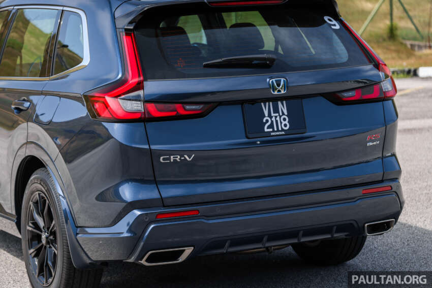 PANDU UJI: Honda CR-V 2024 — 2.0L e:HEV RS hibrid atau 1.5T V AWD lebih seronok? Mana lagi senyap? 1753018