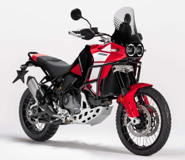 Ducati DesertX Discovery diperkenal – dapat tambahan kelengkapan untuk jadi lebih lasak, selesa