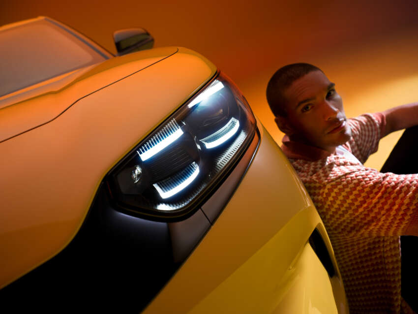 2024 Ford Capri revealed by Eric Cantona – classic coupe now reborn as an electric SUV, based on a VW 1788676