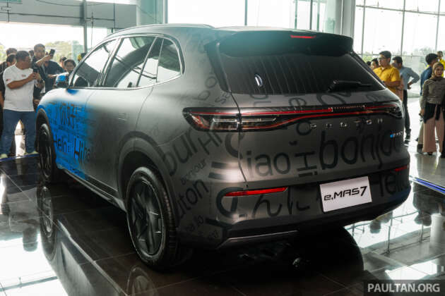 Proton eMas 7 ditunjuk — SUV dibangun bersama Geely Galaxy E5; EV pertama M’sia dijual hujung 2024