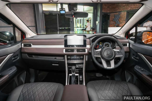 Mitsubishi Xpander 2024 facelift dibuka tempahan di Malaysia — wajah baru, masih 4AT, anggaran RM115k