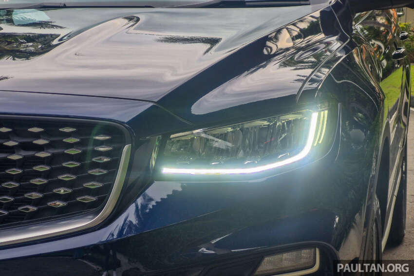 Unattached Photo Post 10 1822962