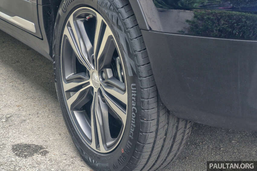 Unattached Photo Post 10 1822966