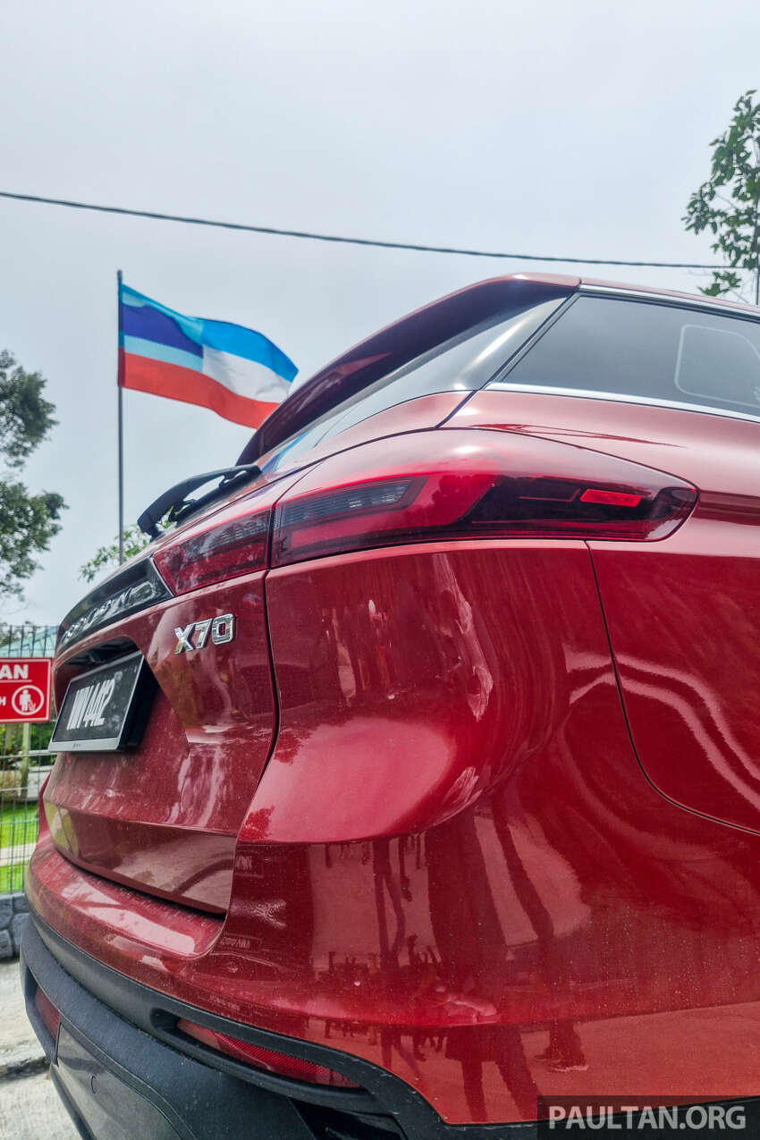 Unattached Photo Post 10 1825405