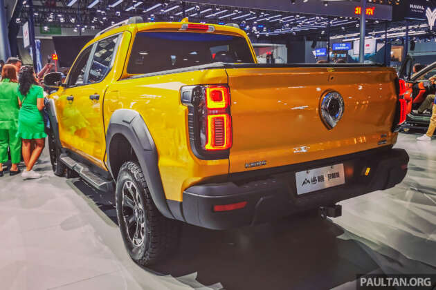 Great Wall Motor Poer Sahar Off-Road Edition debuts; 184 PS/480 Nm 2.4L turbodiesel, electric rear seats