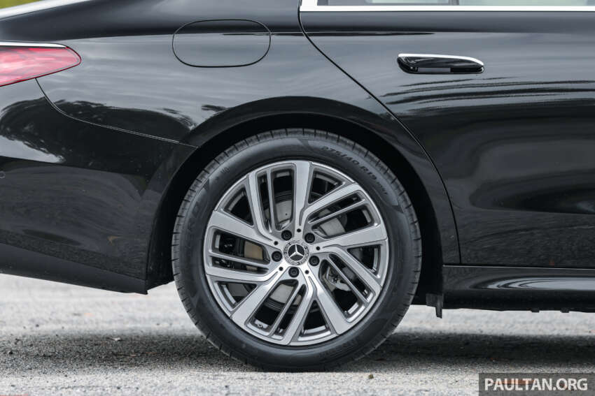 2024 Mercedes-Benz E-Class Malaysian video review – should you get the W214 E200 or the E350e? 1853561