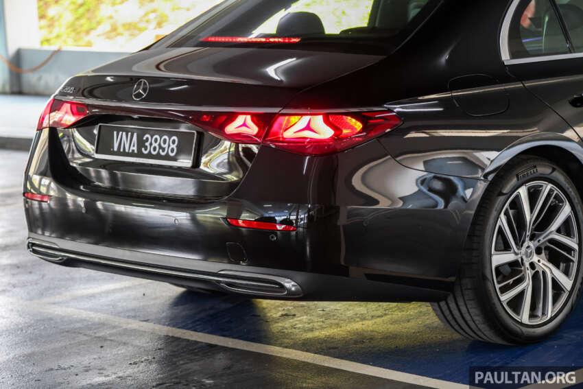 2024 Mercedes-Benz E-Class Malaysian video review – should you get the W214 E200 or the E350e? 1853581