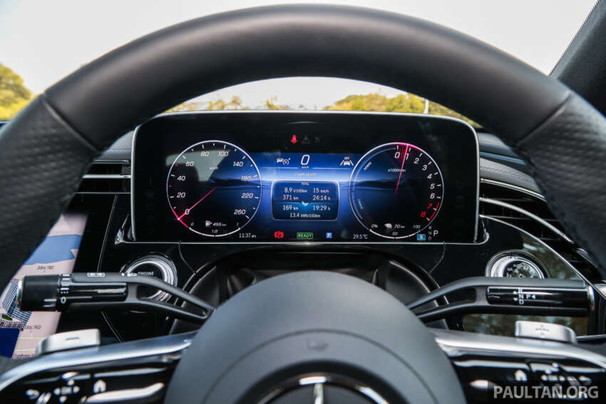 2024 Mercedes-Benz E-Class Malaysian video review – should you get the W214 E200 or the E350e? 1853781
