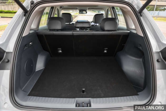 Proton eMas 7 2025 — tanggapan awal pemanduan