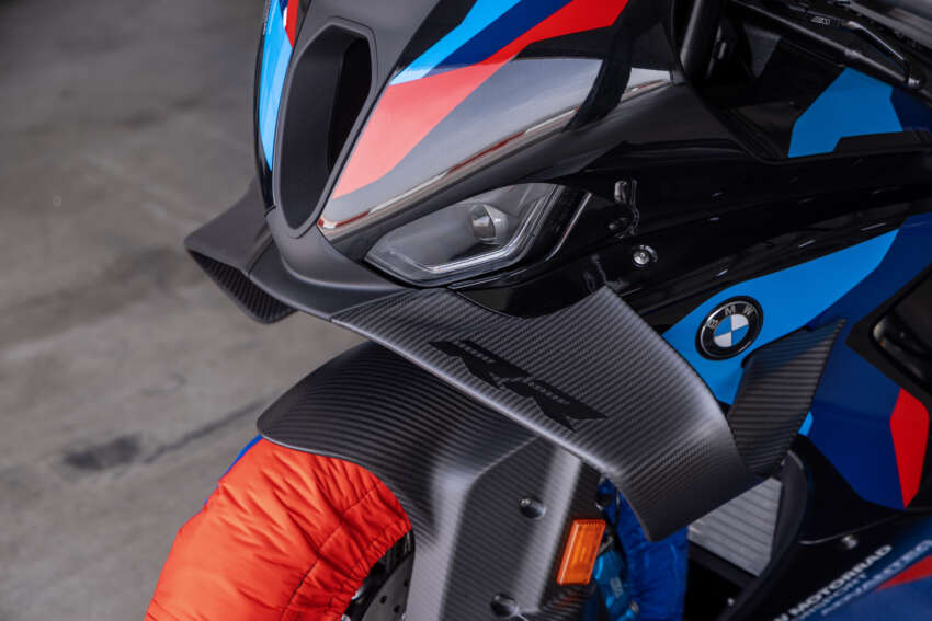 2025 BMW Motorrad M1000RR, S1000RR super bikes updated – 218 hp, slide control, new fairing 1843538