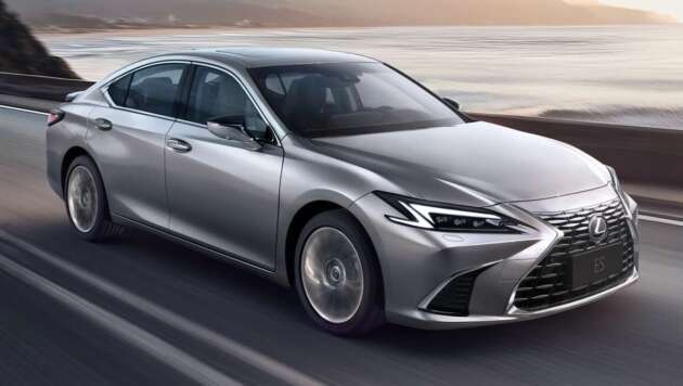 Lexus ES facelift 2026 didedah – dapat lampu, gril dan skrin sesentuh 14 inci baru, enjin masih sama