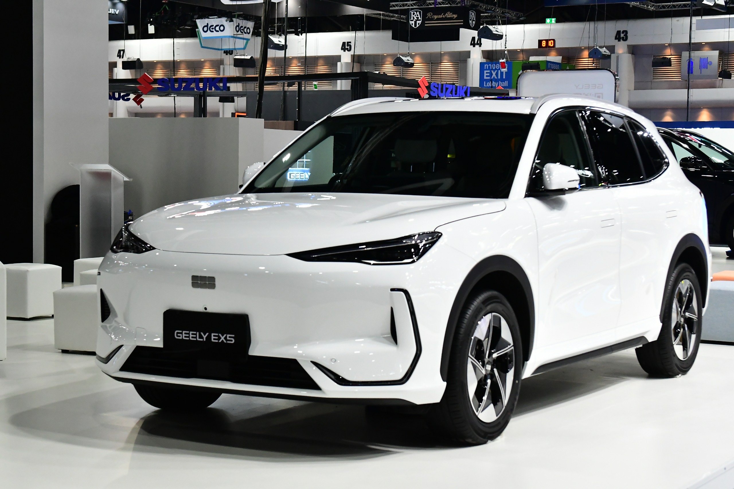 Geely EX5 joins EV price war in Thailand with RM13k discount – eMas 7 twin now from RM104k, long range