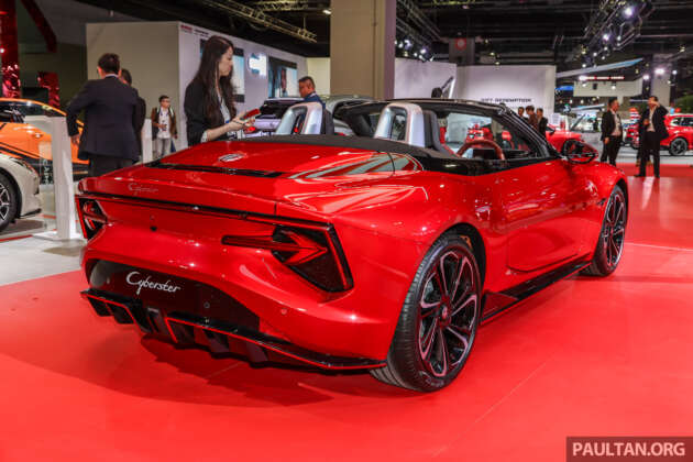 MG Cyberster dilancarkan di Malaysia – AWD EV roadster, 544 PS, jarak gerak 444 km; RM320k