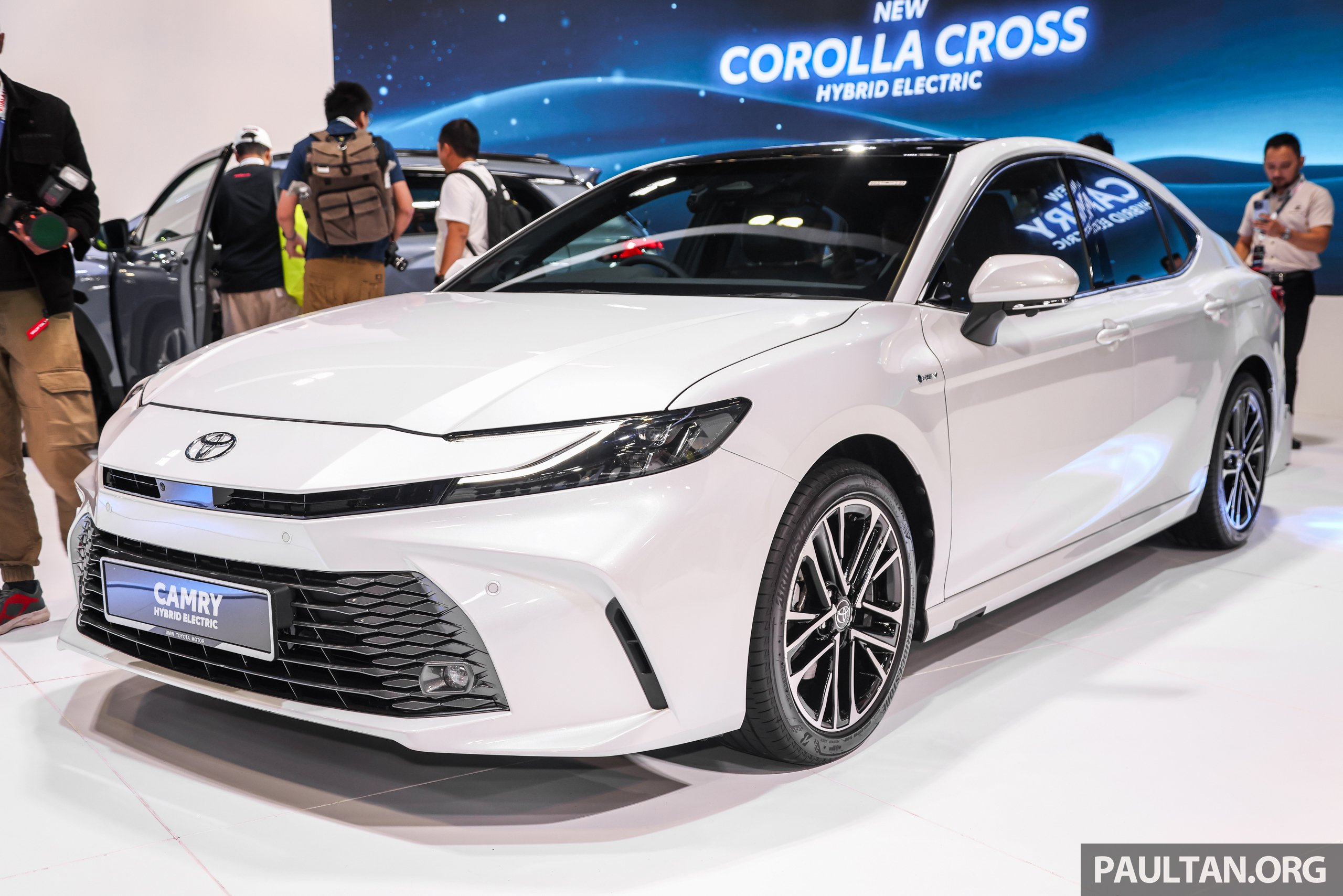 2025 Toyota Camry XV80 launched in Malaysia – 2.5 hybrid, 230 PS, 1,250 km range, TSS 3.0, RM248,800