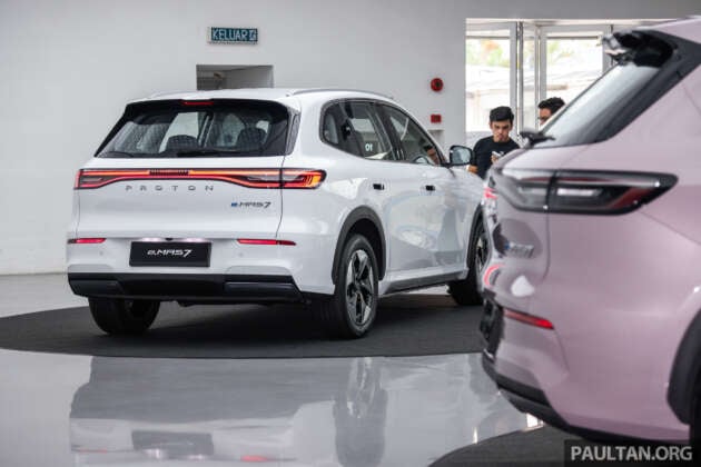 2025 Proton eMas 7 walk-around video – 360-degree tour of the first national brand EV + first impressions