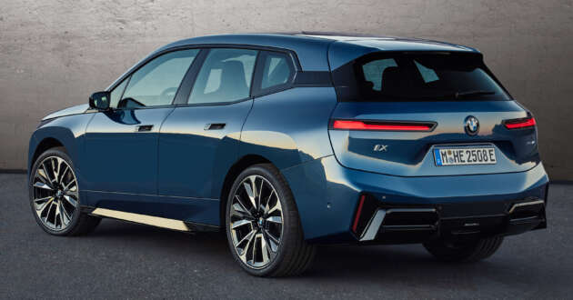 2025 BMW iX facelift debuts – new look, more power, bigger batteries; up to 659 PS, 701 km WLTP EV range