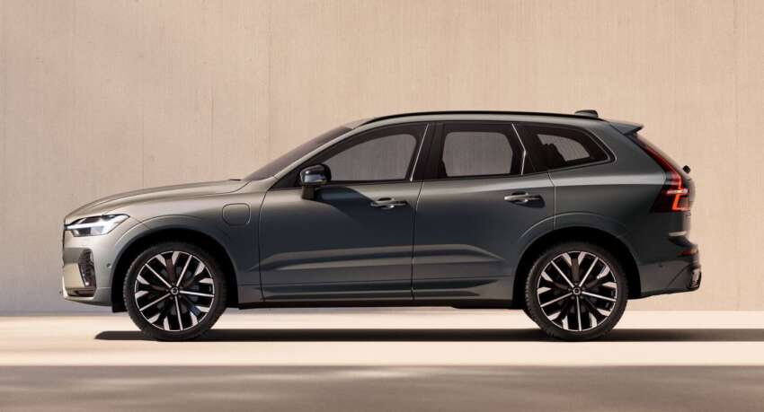2026 Volvo XC60 facelift – new grille, wheels; 11.2-inch infotainment with Google built-in, revised interior 1882523
