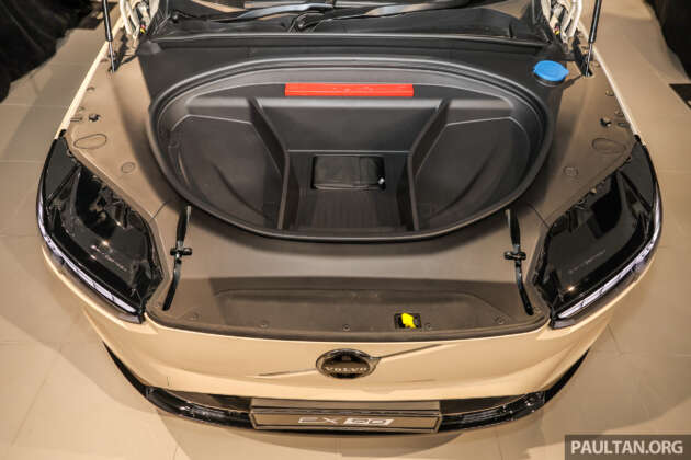 Volvo EX90 EV & XC90 facelift 2025 – tempahan dibuka; SUV 6-tempat duduk, bermula RM450k