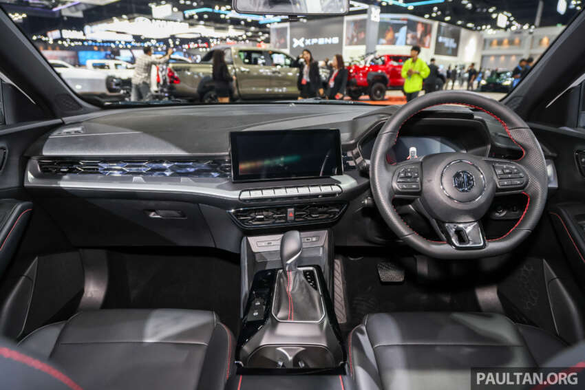 Bangkok 2025: MG5 Pro on display – same 114 PS 1.5L NA with CVT, styling tweaks; from RM77k in Thailand 1896148