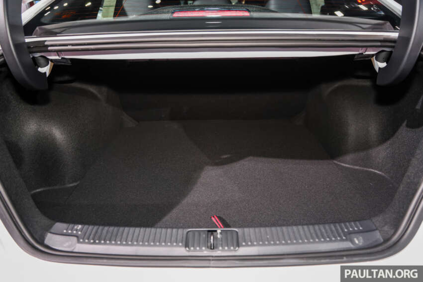 Bangkok 2025: MG5 Pro on display – same 114 PS 1.5L NA with CVT, styling tweaks; from RM77k in Thailand 1896153