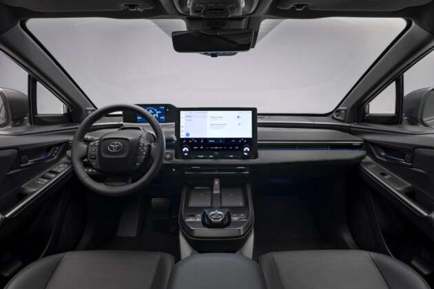 Toyota bZ4X facelift 2025 — SUV EV terima pengecas AC 22 kW, hingga 573 km jarak gerak, lebih kuasa