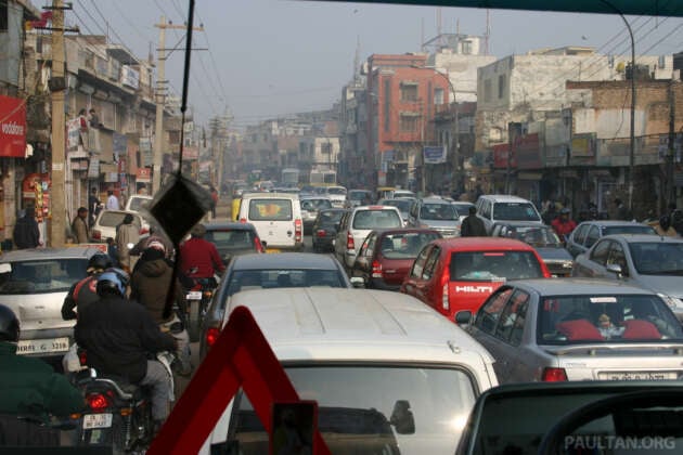India capital Delhi banning vehicles over 15 years old from buying fuel, in a bid to improve city’s air quality