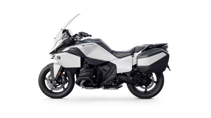 2025 BMW Motorrad R1300 RT sports-tourer unveiled 1908017