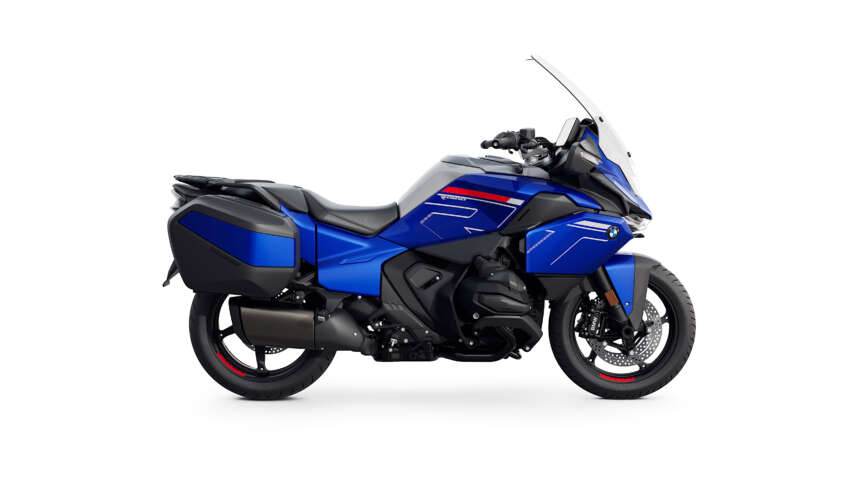 2025 BMW Motorrad R1300 RT sports-tourer unveiled 1908019