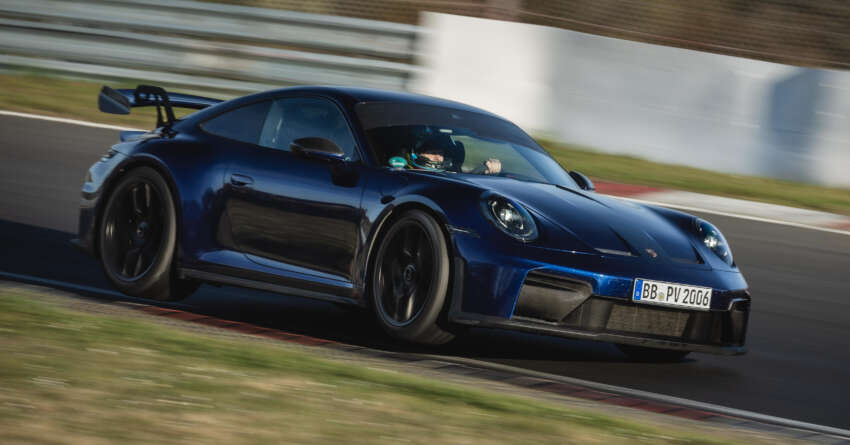 2025 Porsche 911 GT3 with manual gearbox, Weissach package sets new Nurburgring record – 6:56.294 min 1903414
