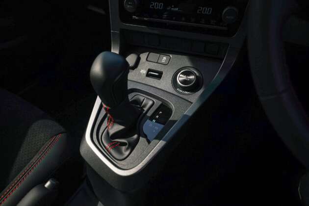Toyota GR Yaris 8AT 2025 kini tiba di Malaysia — 1.6L turbo, 300 PS/400 Nm AWD; harga jual RM325,600
