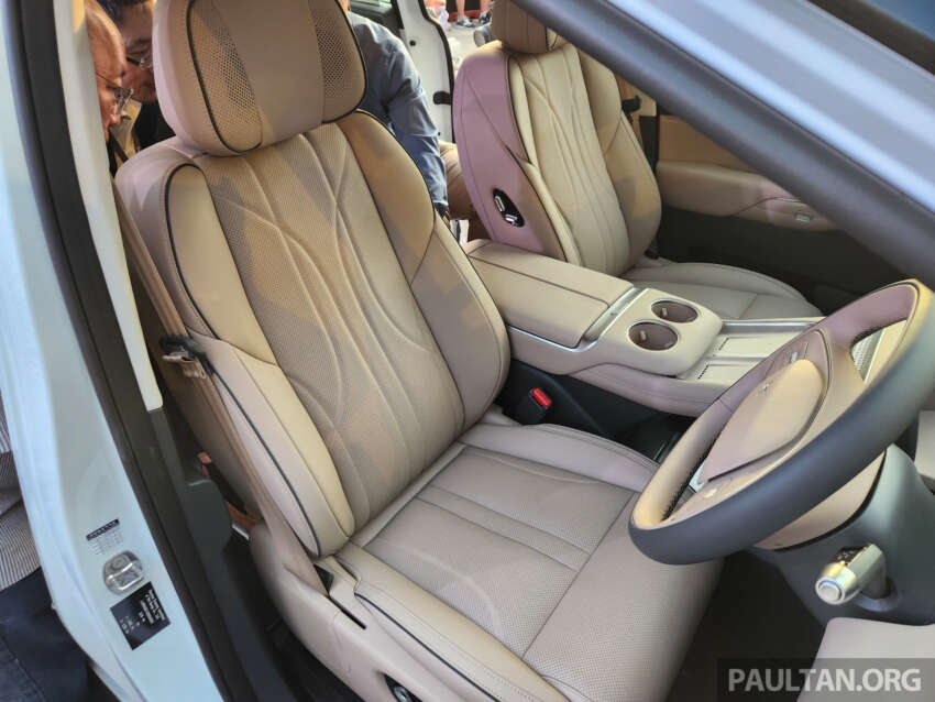 2025 Xpeng X9 facelift globally unveiled – up to 740 km CLTC, soft-close front doors, RR-like self-level hubs 1902328