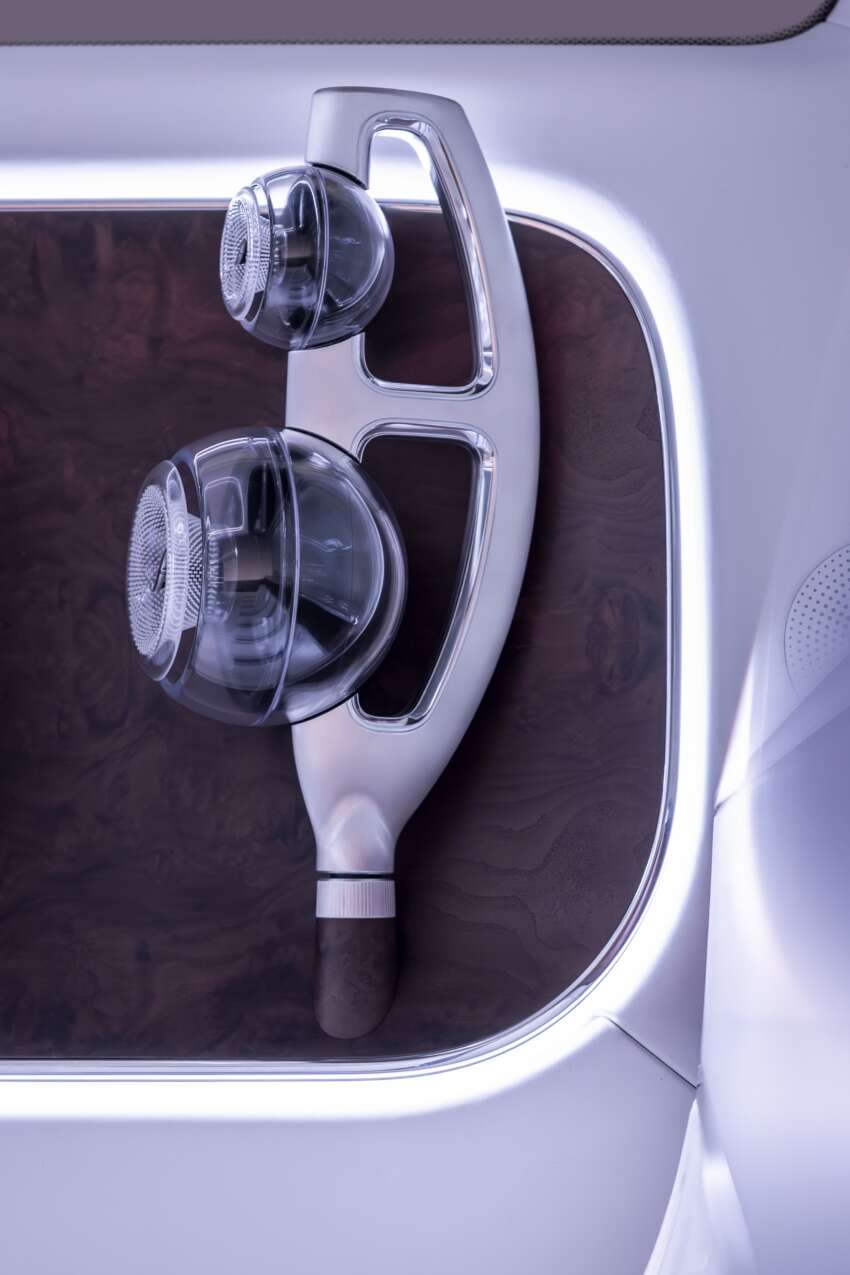 Mercedes-Benz Vision V concept revealed at Shanghai 2025, previews upcoming VLE and VLS luxury EV vans 1904953