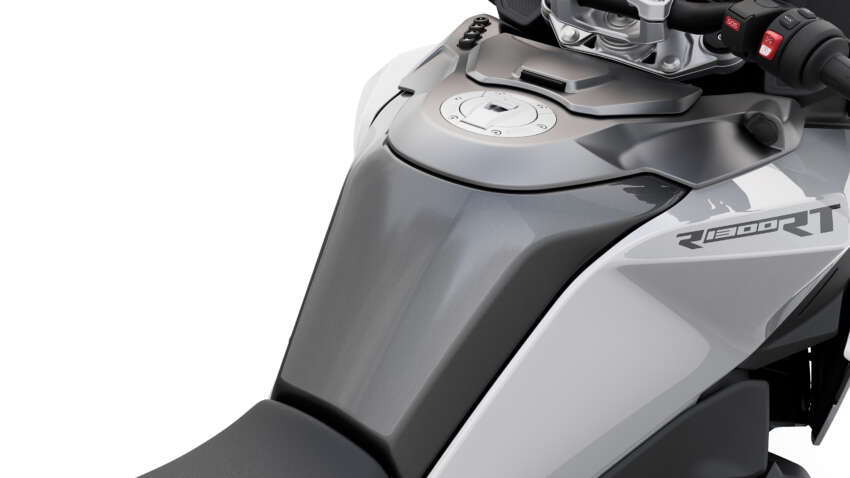 2025 BMW Motorrad R1300 RT sports-tourer unveiled 1908028