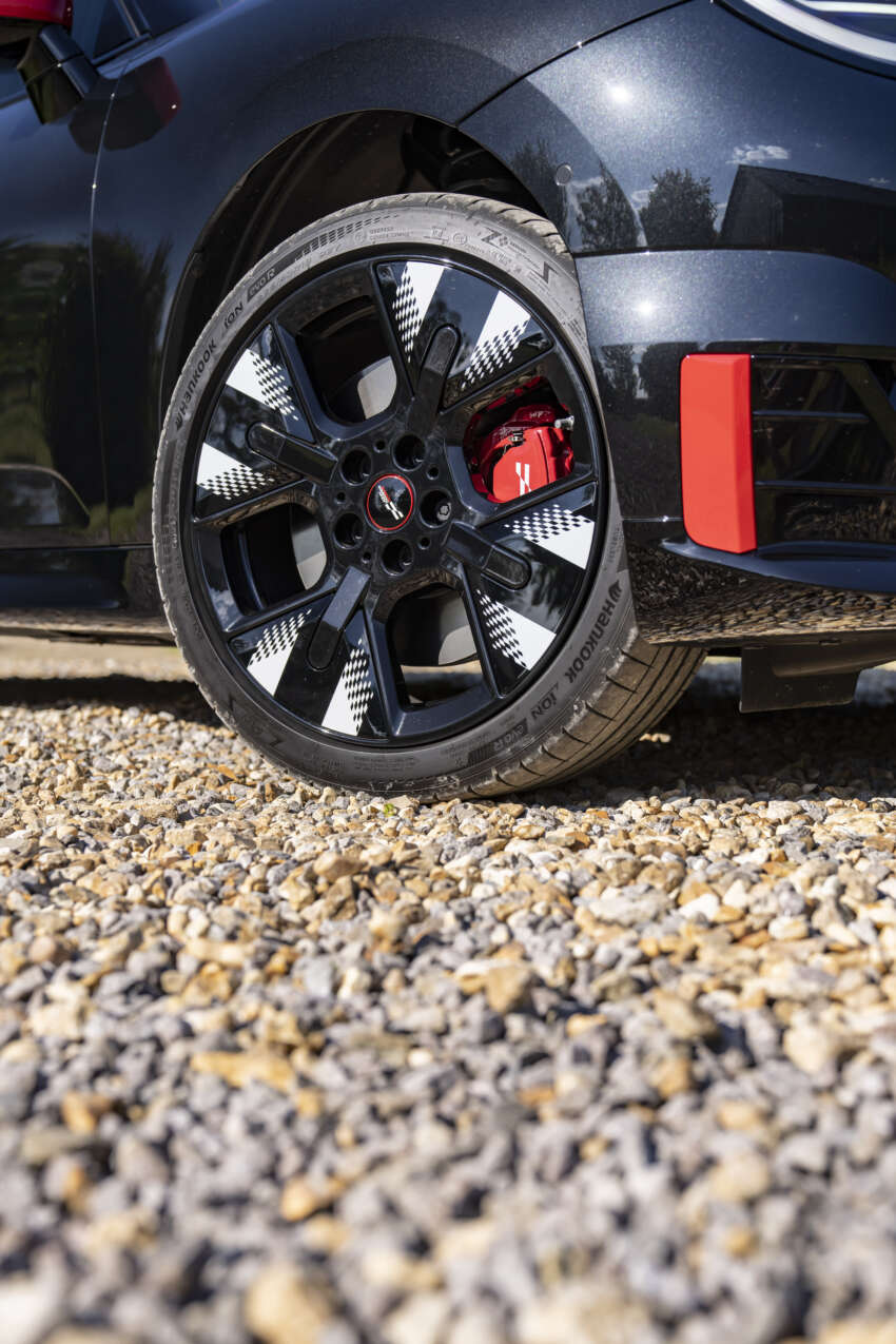 MINI JCW Aceman review – EV, SUV, hot hatch in one? 1920589