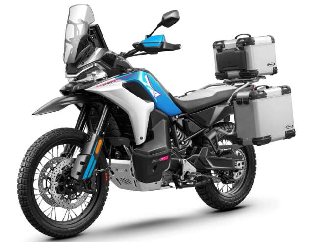 CFMoto 800 MT-X dilancar di Malaysia – harga RM49k, enjin dua silinder 799 cc, cruise control, QS, TFT