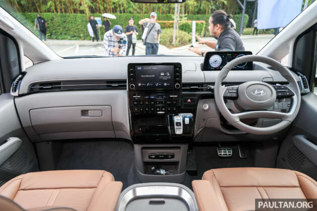 Hyundai Staria facelift 2025 dilancar di M’sia — versi 7 dan 10-seater, 2.2D jana 177PS/431 Nm, dari RM180k