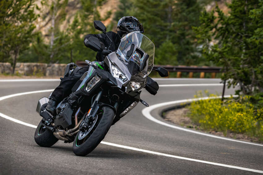 2025 Kawasaki Versys 1100 touring motorcycle line-up in Malaysia, three models, pricing starts at RM65,100 1933064