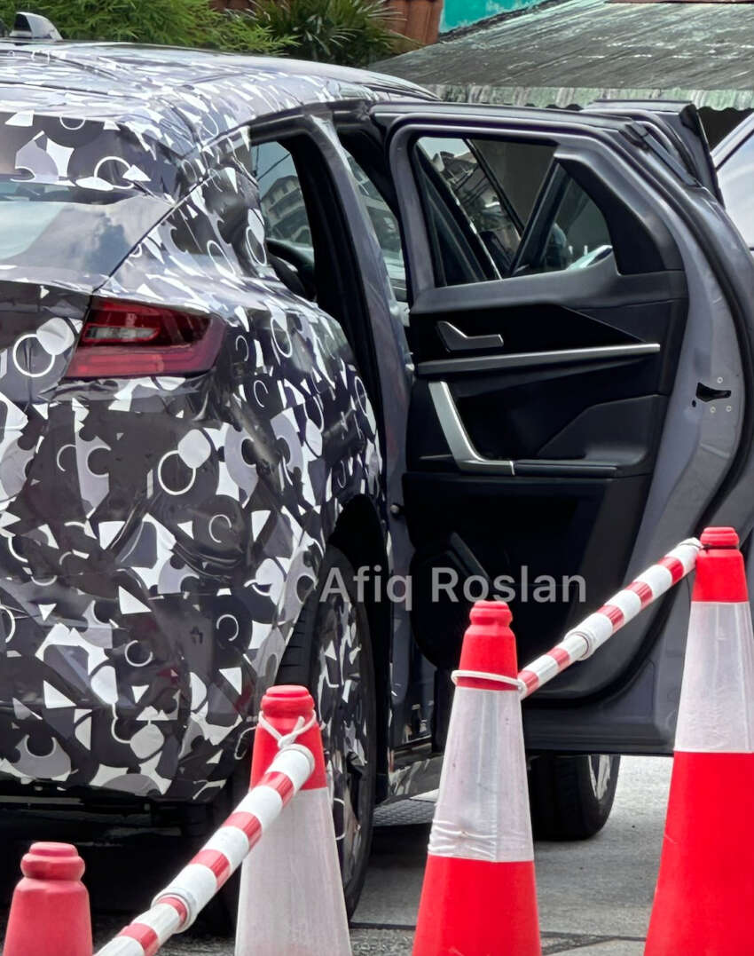Perodua ‘QV-E’ EV spied again in Malaysia – sloping roofline, small side window revealed; debut in Q4 2025 1933255