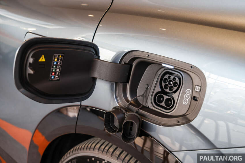 Zeekr 7X EV shown at PACE 2025 – AWD Performance unit has 20-inch alloys, adaptive air suspension 1943373