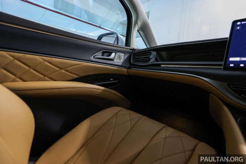 2025 Denza D9 EV MPV review in Malaysia – RM259k-309k, should the Toyota Alphard/Vellfire be worried? 1954826