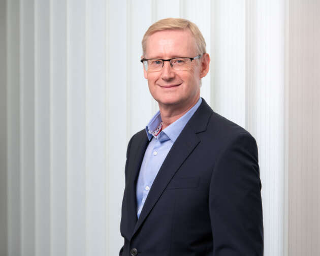 Jaguar Land Rover CEO Adrian Mardell steps down