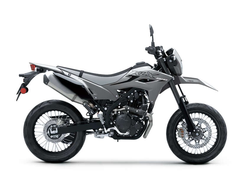 2025 Kawasaki KLX230 S/SM launched in Malaysia, priced at RM23,000 for S, RM23,600 for SM 1976646